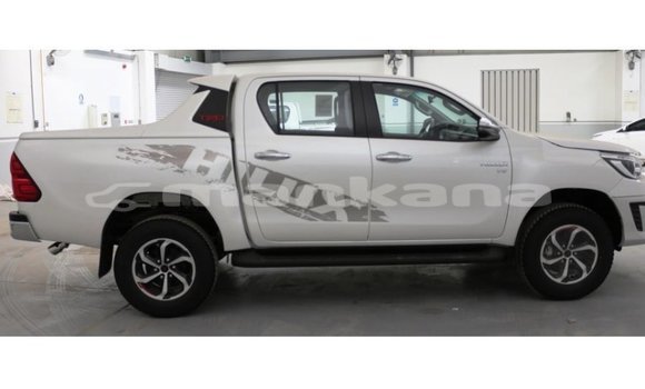 Buy Import Toyota Hilux White Car in Import - Dubai in Abhasia Buy Import Toyota Hilux White Car in Import - Dubai in Abhasia