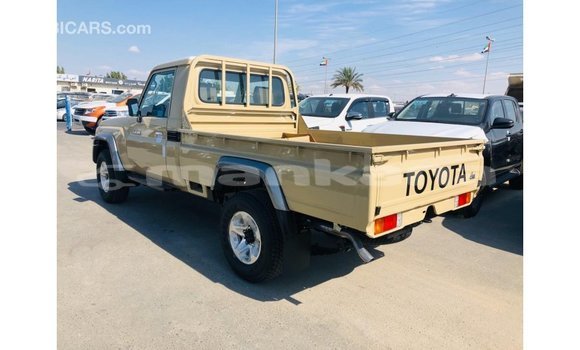 Buy Import Toyota Land Cruiser Beige Car in Import - Dubai in Abhasia Buy Import Toyota Land Cruiser Beige Car in Import - Dubai in Abhasia
