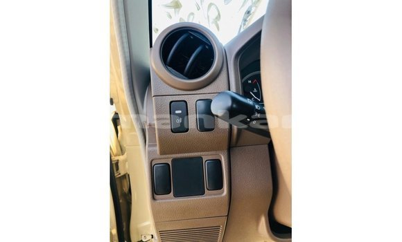 Buy Import Toyota Land Cruiser Beige Car in Import - Dubai in Abhasia Buy Import Toyota Land Cruiser Beige Car in Import - Dubai in Abhasia