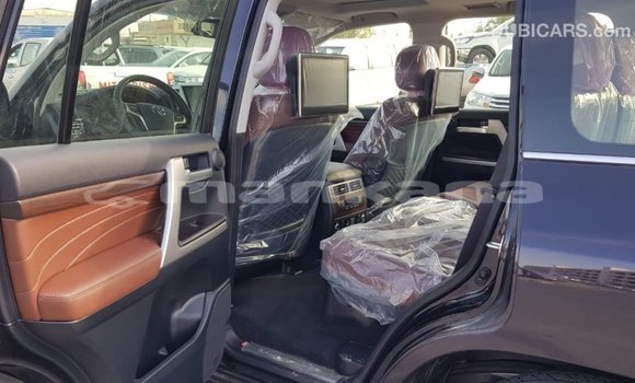 Buy Import Toyota Land Cruiser Black Car in Import - Dubai in Abhasia Buy Import Toyota Land Cruiser Black Car in Import - Dubai in Abhasia