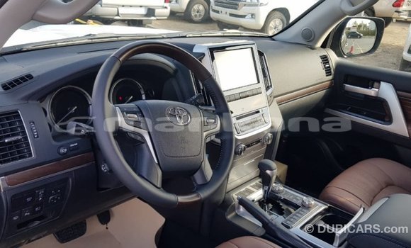 Buy Import Toyota Land Cruiser Black Car in Import - Dubai in Abhasia Buy Import Toyota Land Cruiser Black Car in Import - Dubai in Abhasia