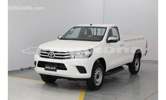Buy Import Toyota Hilux White Car in Import - Dubai in Abhasia Buy Import Toyota Hilux White Car in Import - Dubai in Abhasia