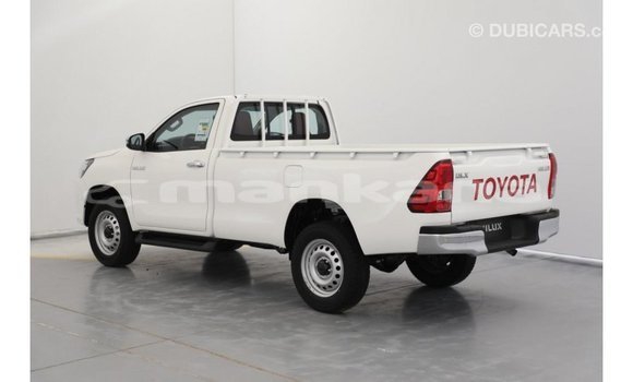 Buy Import Toyota Hilux White Car in Import - Dubai in Abhasia Buy Import Toyota Hilux White Car in Import - Dubai in Abhasia