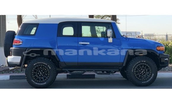 Buy Import Toyota FJ Cruiser Blue Car in Import - Dubai in Abhasia Buy Import Toyota FJ Cruiser Blue Car in Import - Dubai in Abhasia