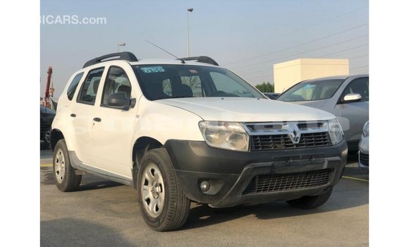 Buy Import Renault Duster White Car in Import - Dubai in Abhasia Buy Import Renault Duster White Car in Import - Dubai in Abhasia