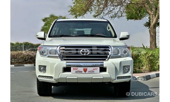 Buy Import Toyota Land Cruiser White Car in Import - Dubai in Abhasia Buy Import Toyota Land Cruiser White Car in Import - Dubai in Abhasia