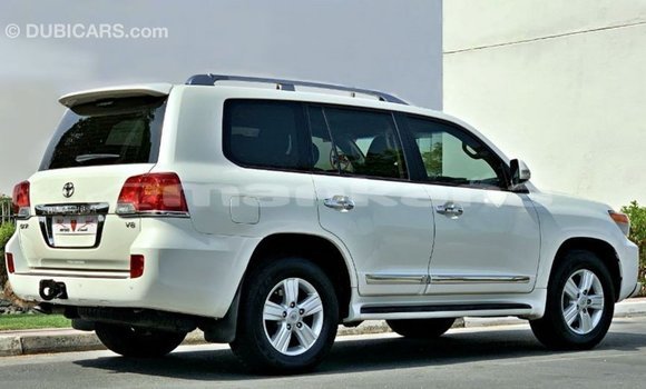 Buy Import Toyota Land Cruiser White Car in Import - Dubai in Abhasia Buy Import Toyota Land Cruiser White Car in Import - Dubai in Abhasia
