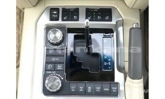 Buy Import Toyota Land Cruiser White Car in Import - Dubai in Abhasia Buy Import Toyota Land Cruiser White Car in Import - Dubai in Abhasia