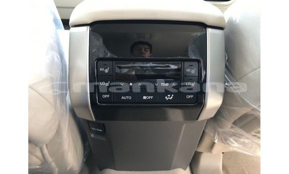 Buy Import Toyota Prado White Car in Import - Dubai in Abhasia Buy Import Toyota Prado White Car in Import - Dubai in Abhasia