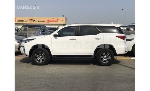 Buy Import Toyota Fortuner White Car in Import - Dubai in Abhasia Buy Import Toyota Fortuner White Car in Import - Dubai in Abhasia