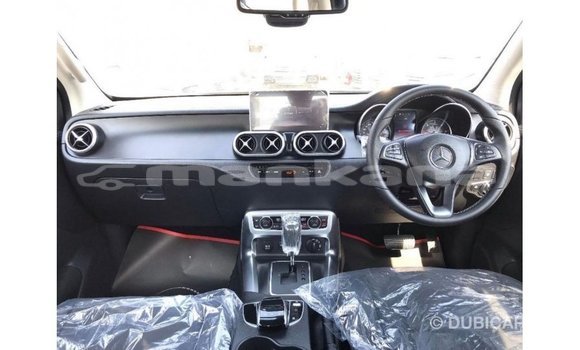 Buy Import Mercedes-Benz 250 Black Car in Import - Dubai in Abhasia Buy Import Mercedes-Benz 250 Black Car in Import - Dubai in Abhasia