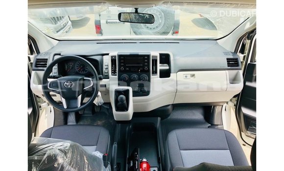 Buy Import Toyota Hiace White Car in Import - Dubai in Abhasia Buy Import Toyota Hiace White Car in Import - Dubai in Abhasia