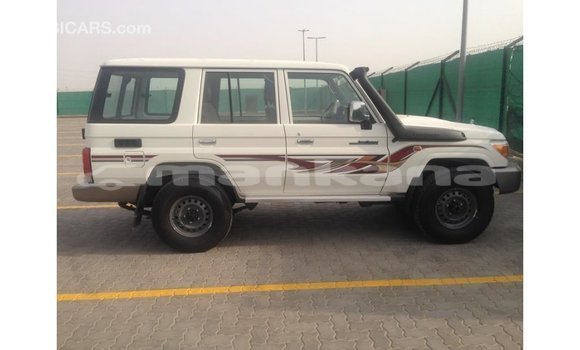 Buy Import Toyota Land Cruiser White Car in Import - Dubai in Abhasia Buy Import Toyota Land Cruiser White Car in Import - Dubai in Abhasia