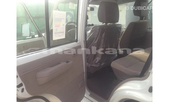Buy Import Toyota Land Cruiser White Car in Import - Dubai in Abhasia Buy Import Toyota Land Cruiser White Car in Import - Dubai in Abhasia