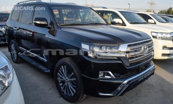 Buy Import Toyota Land Cruiser Black Car in Import - Dubai in Abhasia Buy Import Toyota Land Cruiser Black Car in Import - Dubai in Abhasia
