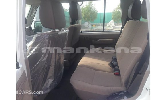 Buy Import Toyota Land Cruiser White Car in Import - Dubai in Abhasia Buy Import Toyota Land Cruiser White Car in Import - Dubai in Abhasia