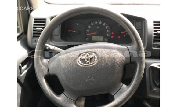 Buy Import Toyota Hiace White Car in Import - Dubai in Abhasia Buy Import Toyota Hiace White Car in Import - Dubai in Abhasia
