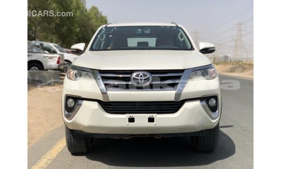 Buy Import Toyota Fortuner White Car in Import - Dubai in Abhasia Buy Import Toyota Fortuner White Car in Import - Dubai in Abhasia