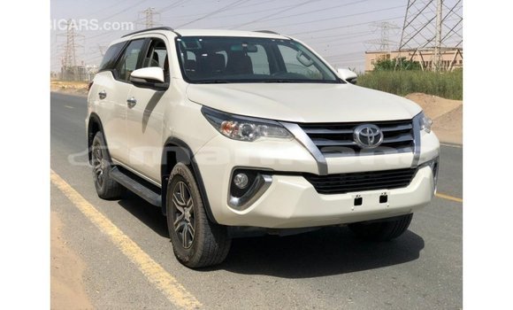 Buy Import Toyota Fortuner White Car in Import - Dubai in Abhasia Buy Import Toyota Fortuner White Car in Import - Dubai in Abhasia