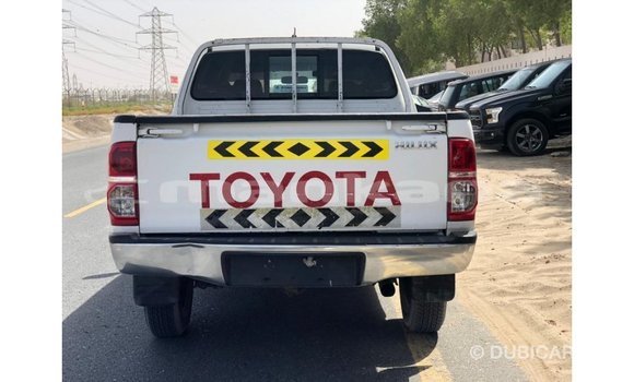 Buy Import Toyota Hilux White Car in Import - Dubai in Abhasia Buy Import Toyota Hilux White Car in Import - Dubai in Abhasia