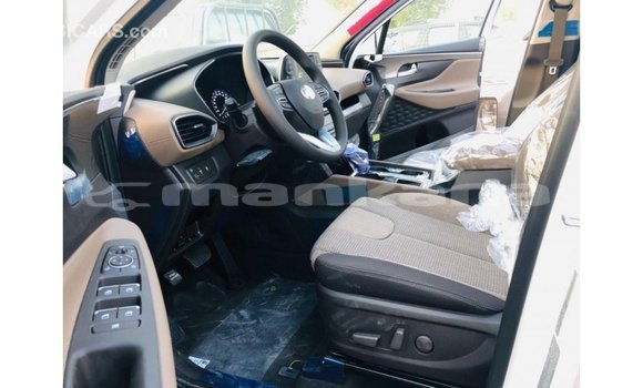 Buy Import Hyundai Santa Fe White Car in Import - Dubai in Abhasia Buy Import Hyundai Santa Fe White Car in Import - Dubai in Abhasia