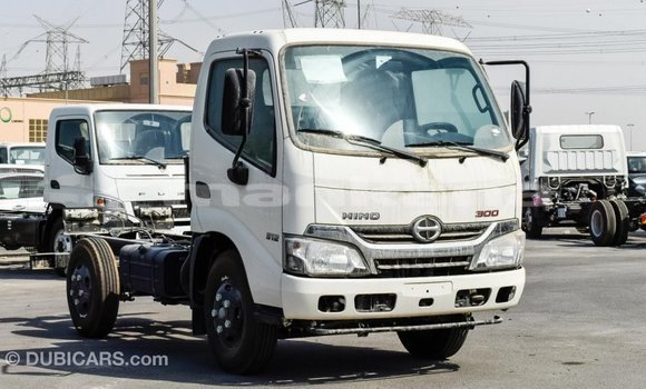 Buy Import Hino 300 Series White Truck in Import - Dubai in Abhasia Buy Import Hino 300 Series White Truck in Import - Dubai in Abhasia