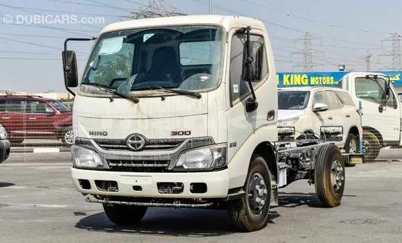 Buy Import Hino 300 Series White Truck in Import - Dubai in Abhasia Buy Import Hino 300 Series White Truck in Import - Dubai in Abhasia