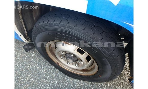 Buy Import Nissan Caravan White Car in Import - Dubai in Abhasia Buy Import Nissan Caravan White Car in Import - Dubai in Abhasia