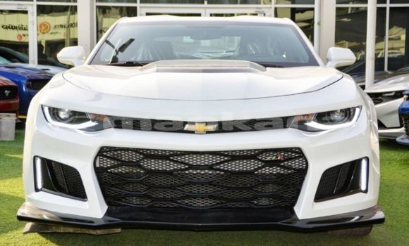 Buy Import Chevrolet Camaro White Car in Import - Dubai in Abhasia