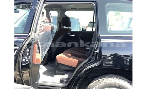 Buy Import Toyota Land Cruiser Black Car in Import - Dubai in Abhasia Buy Import Toyota Land Cruiser Black Car in Import - Dubai in Abhasia