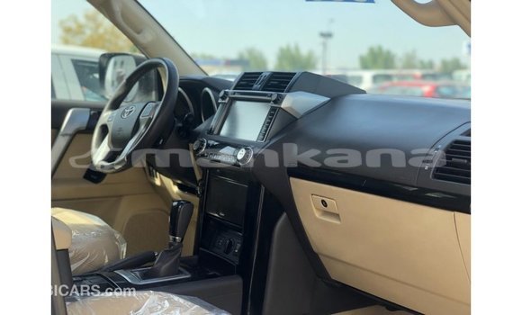 Buy Import Toyota Prado White Car in Import - Dubai in Abhasia Buy Import Toyota Prado White Car in Import - Dubai in Abhasia