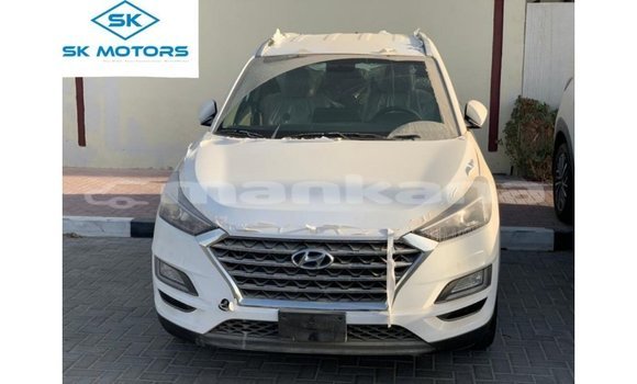 Buy Import Hyundai Tucson White Car in Import - Dubai in Abhasia