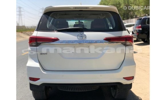 Buy Import Toyota Fortuner White Car in Import - Dubai in Abhasia Buy Import Toyota Fortuner White Car in Import - Dubai in Abhasia