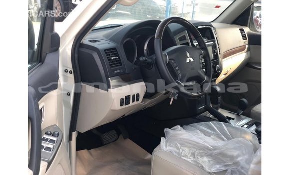 Buy Import Mitsubishi Pajero Black Car in Import - Dubai in Abhasia Buy Import Mitsubishi Pajero Black Car in Import - Dubai in Abhasia