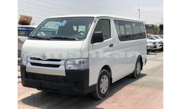 Buy Import Toyota DA White Truck in Import - Dubai in Abhasia Buy Import Toyota DA White Truck in Import - Dubai in Abhasia