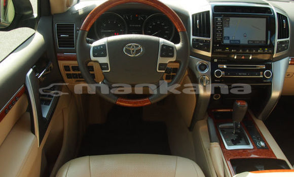 Buy Used Toyota Land Cruiser Black Car in Bagdadi in Imereti Buy Used Toyota Land Cruiser Black Car in Bagdadi in Imereti