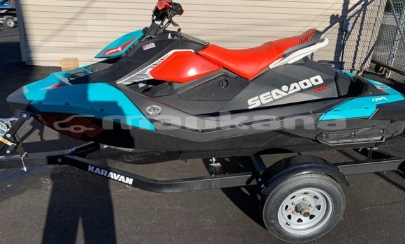 Buy Used Spyker C12 Green Car in Tbilisi in Tbilisi Buy Used Spyker C12 Green Car in Tbilisi in Tbilisi