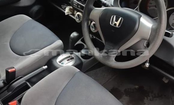 Buy Used Honda FIT White Car in Kutaisi in Imereti Buy Used Honda FIT White Car in Kutaisi in Imereti