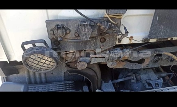 Buy Used Scania R420 White Truck in Tbilisi in Tbilisi Buy Used Scania R420 White Truck in Tbilisi in Tbilisi