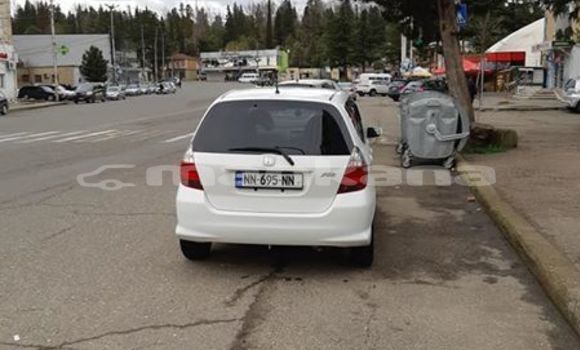 Buy Used Honda FIT White Car in Kutaisi in Imereti Buy Used Honda FIT White Car in Kutaisi in Imereti