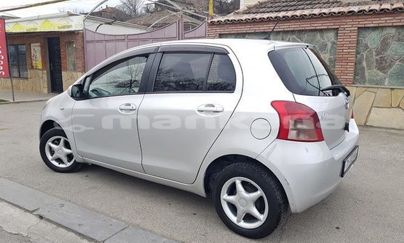 Buy Used Toyota Yaris Silver Car in Tbilisi in Tbilisi Buy Used Toyota Yaris Silver Car in Tbilisi in Tbilisi