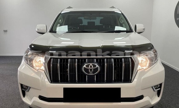 Buy Used Toyota Land Cruiser White Car in Ambrolauri in Racha Buy Used Toyota Land Cruiser White Car in Ambrolauri in Racha