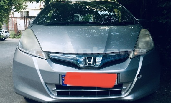Buy Used Honda FIT Silver Car in Tbilisi in Tbilisi Buy Used Honda FIT Silver Car in Tbilisi in Tbilisi