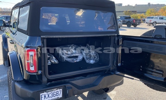 Buy New Ford Bronco-II Black Car in Batumi in Ajaria Buy New Ford Bronco-II Black Car in Batumi in Ajaria