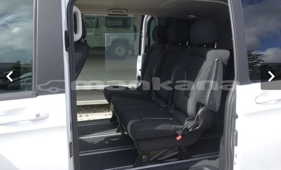 Buy Used Mercedes-Benz V-klasse White Car in Tbilisi in Tbilisi Buy Used Mercedes-Benz V-klasse White Car in Tbilisi in Tbilisi
