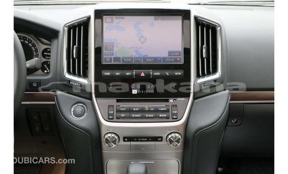 Buy Import Toyota Land Cruiser White Car in Import - Dubai in Abhasia Buy Import Toyota Land Cruiser White Car in Import - Dubai in Abhasia