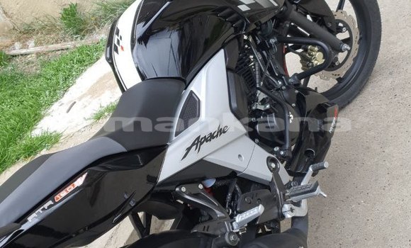 Buy Used TVS HLX125 Black Bike in Tbilisi in Tbilisi Buy Used TVS HLX125 Black Bike in Tbilisi in Tbilisi