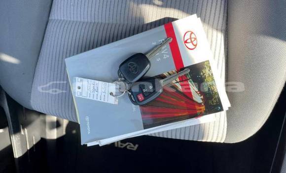 Buy Used Toyota RAV4 Silver Car in Tkvarcheli in Abhasia Buy Used Toyota RAV4 Silver Car in Tkvarcheli in Abhasia