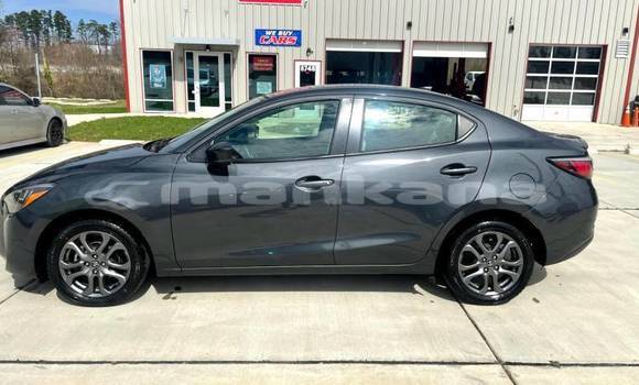 Buy Used Toyota Yaris Black Car in Bagdadi in Imereti Buy Used Toyota Yaris Black Car in Bagdadi in Imereti