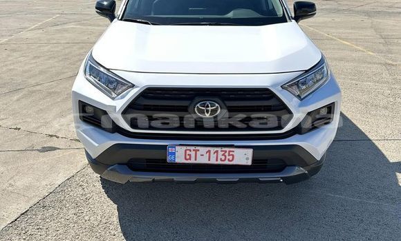 Buy Used Toyota Camry White Car in Tbilisi in Tbilisi Buy Used Toyota Camry White Car in Tbilisi in Tbilisi